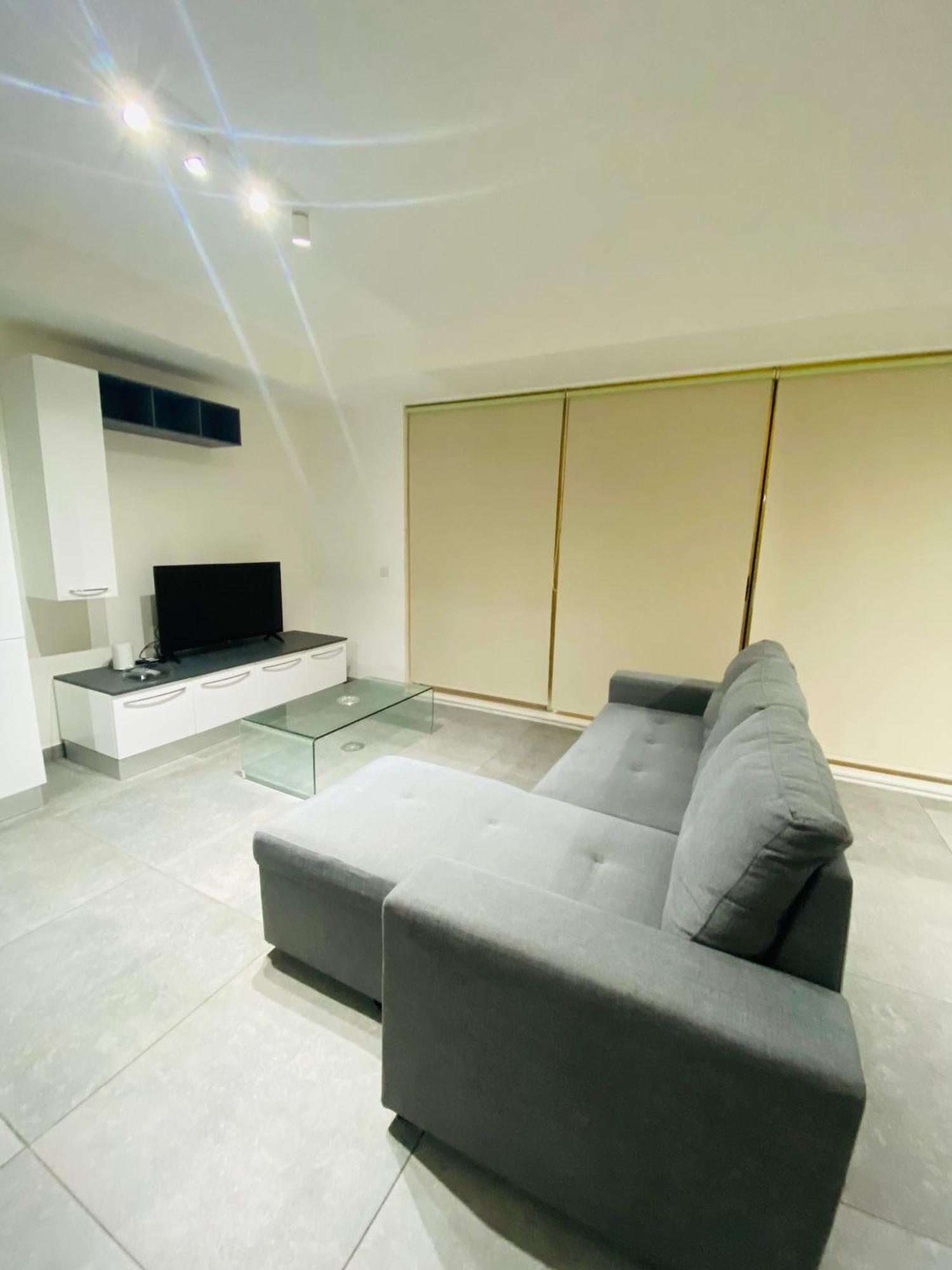Sliema Seaview & Seafront- Apt 9, 49 Tigne Point Mansions Exteriér fotografie