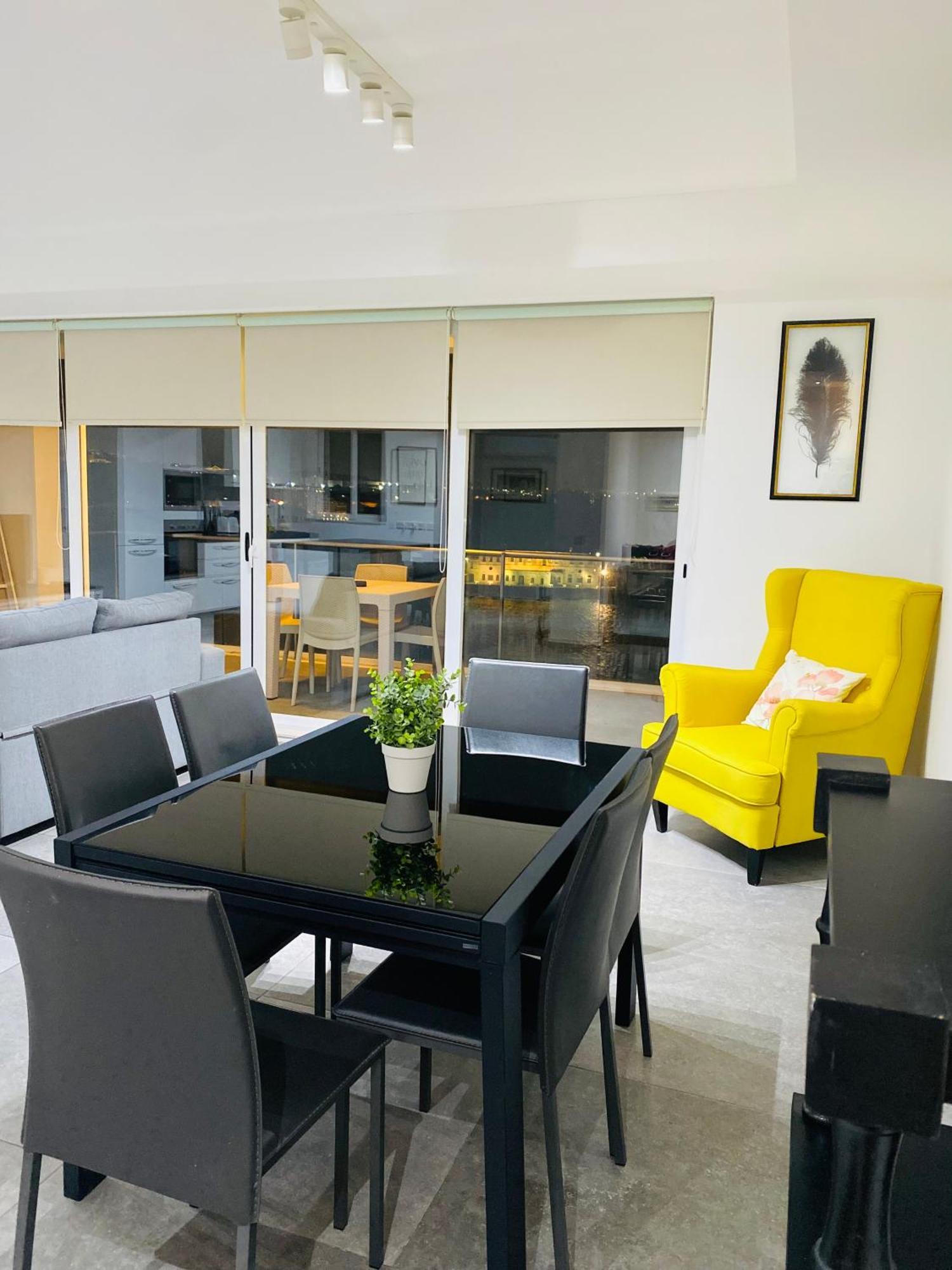 Sliema Seaview & Seafront- Apt 9, 49 Tigne Point Mansions Exteriér fotografie
